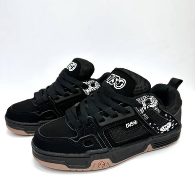 Кроссовки DVS