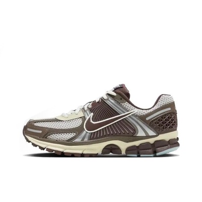 Кроссовки Nike Air Zoom Vomero 5